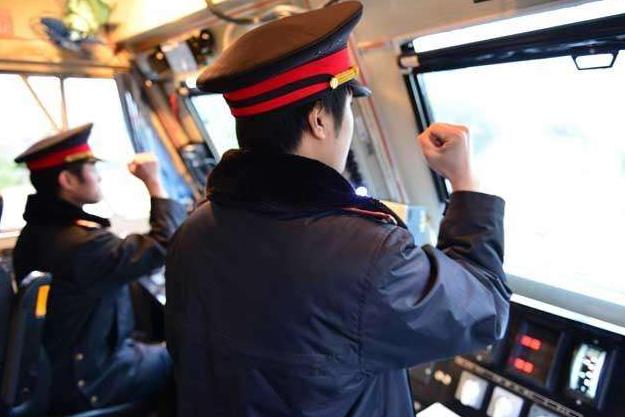 石家莊鐵路學校2020年火車司機專業學費多少？