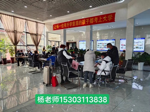 石家莊鐵路職業技工學校食堂吃的多嗎