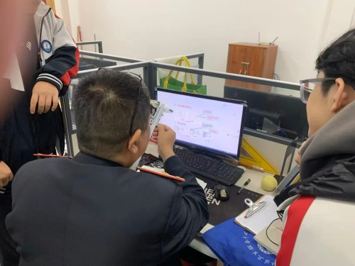 石家莊東華鐵路學校有計算機專業嗎？